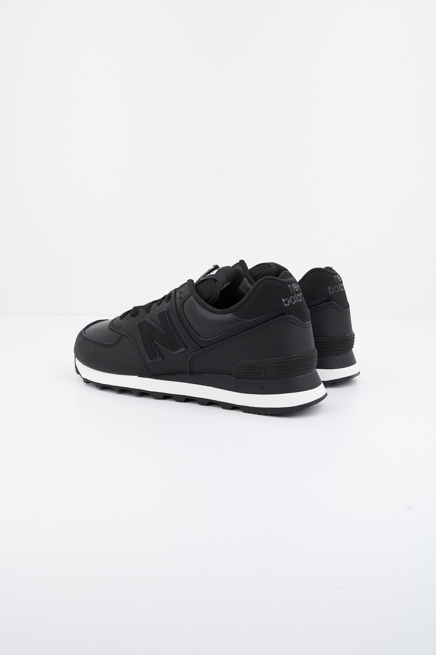 NEW BALANCE WL IB en color NEGRO  (3)