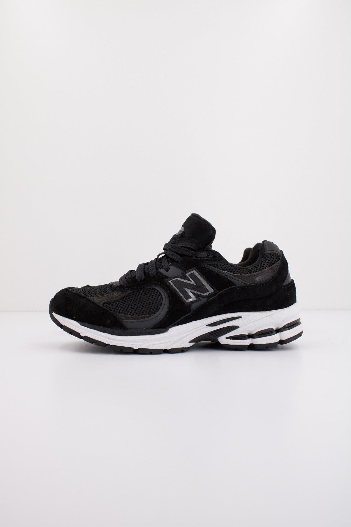 NEW BALANCE M RBK en color NEGRO  (1)