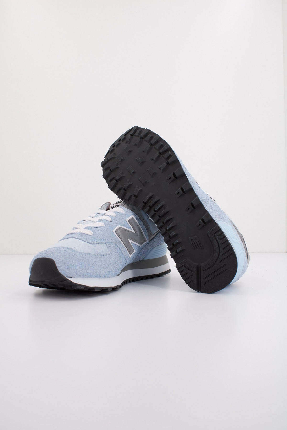 NEW BALANCE U TGG  en color AZUL  (4)