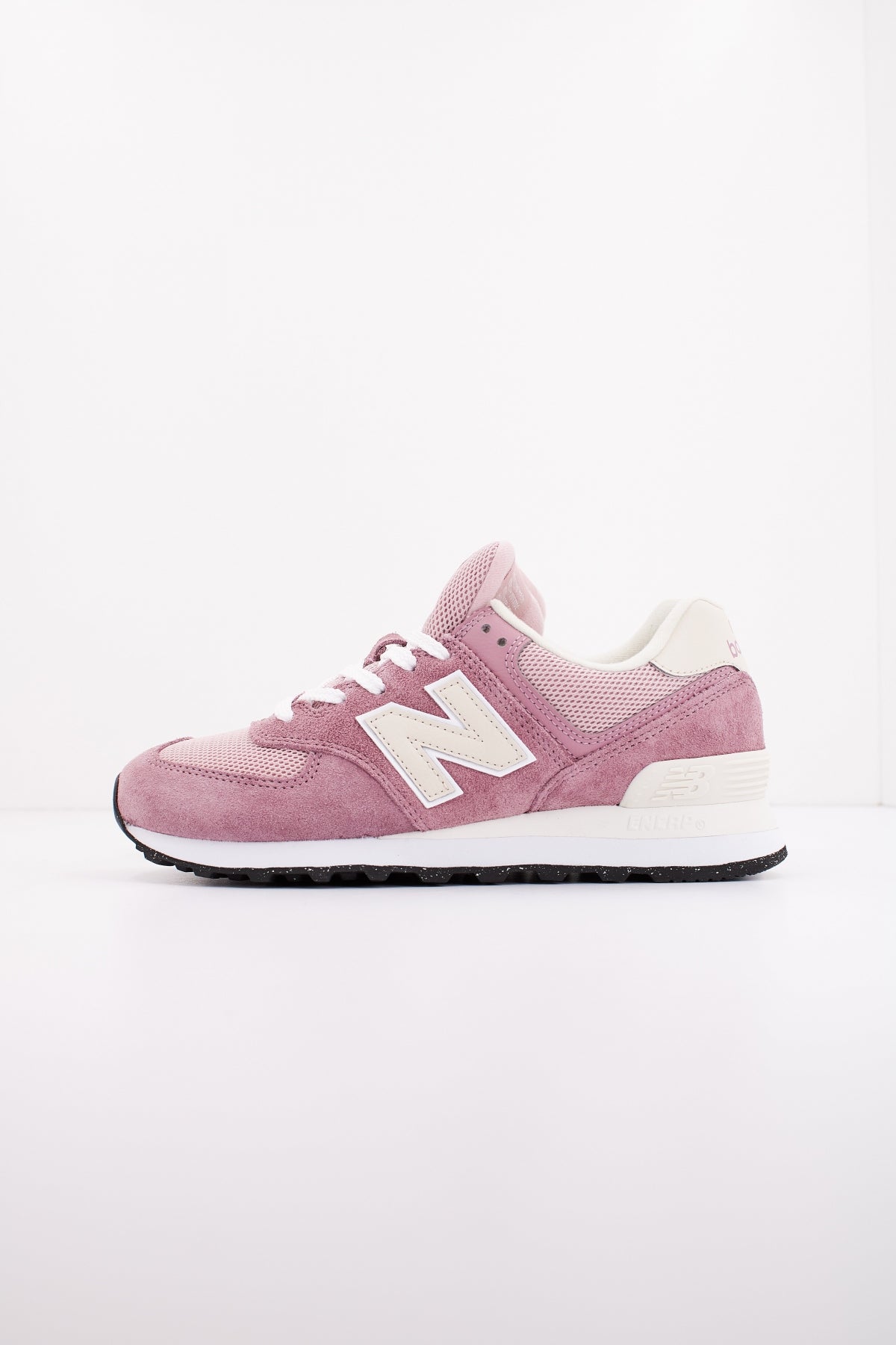 NEW BALANCE U BWE en color ROSA  (1)