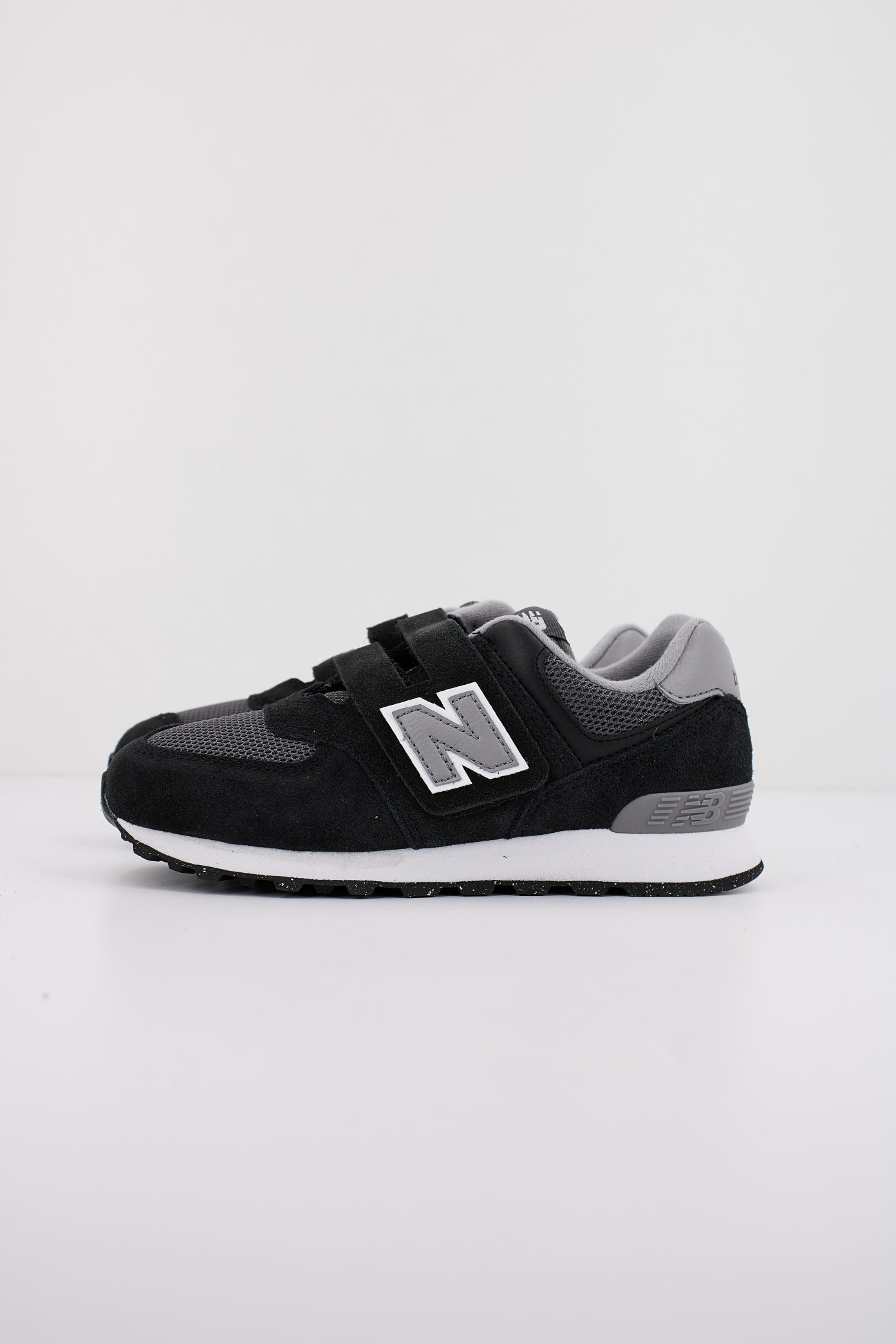 NEW BALANCE PV TWE en color NEGRO  (1)