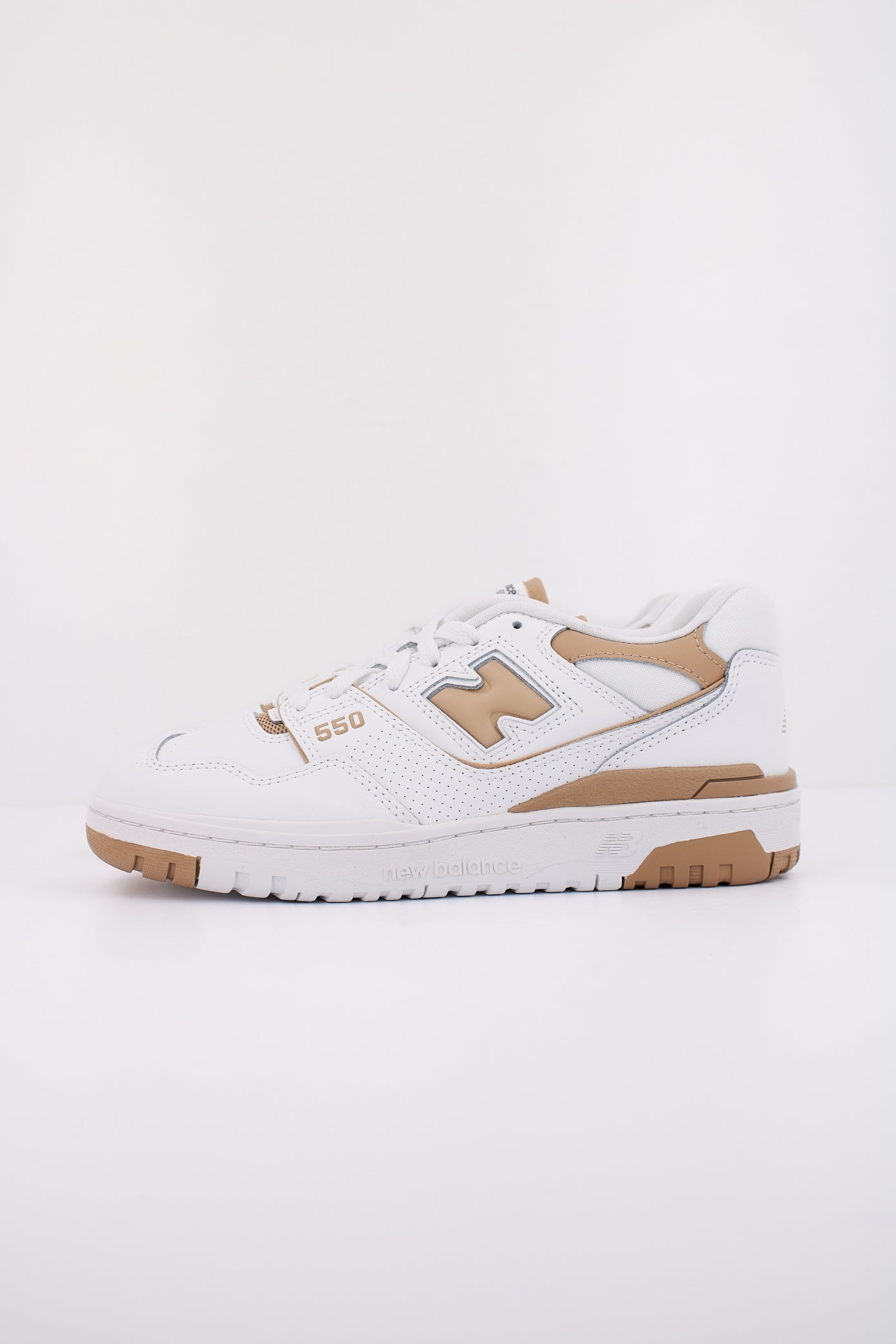 NEW BALANCE BBW BT en color BLANCO  (1)