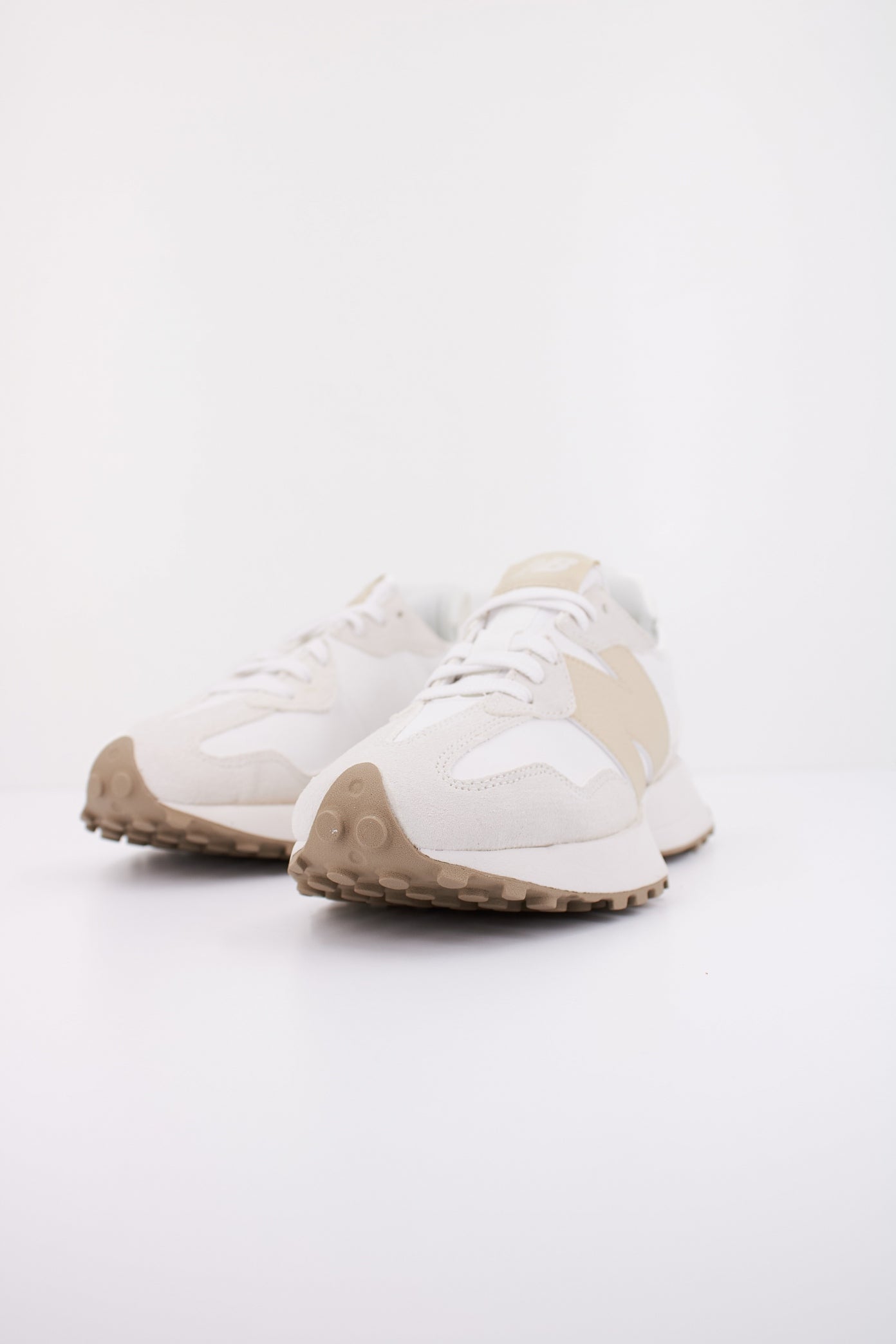 NEW BALANCE WS KG en color BLANCO  (2)