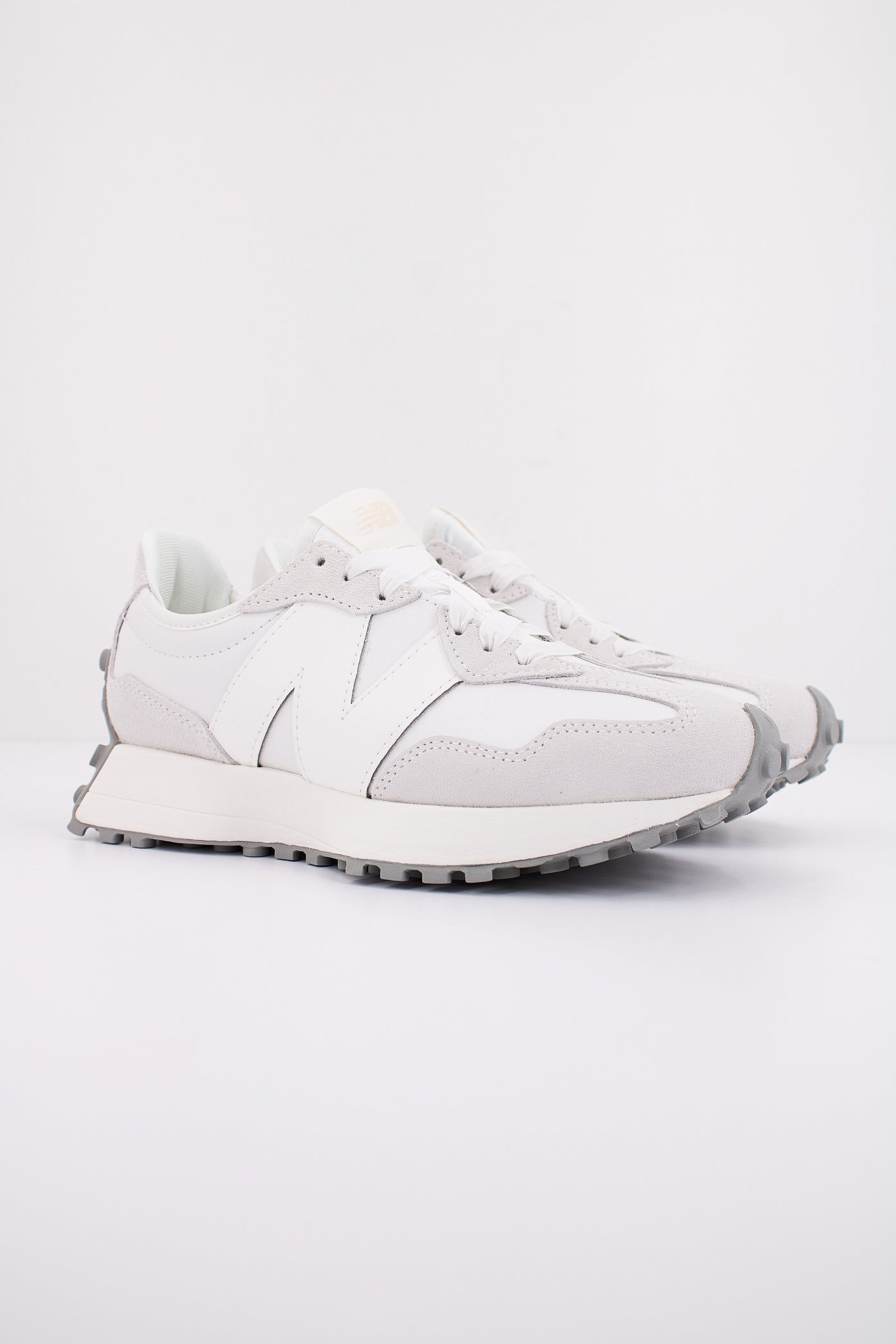 NEW BALANCE WS en color BLANCO  (2)