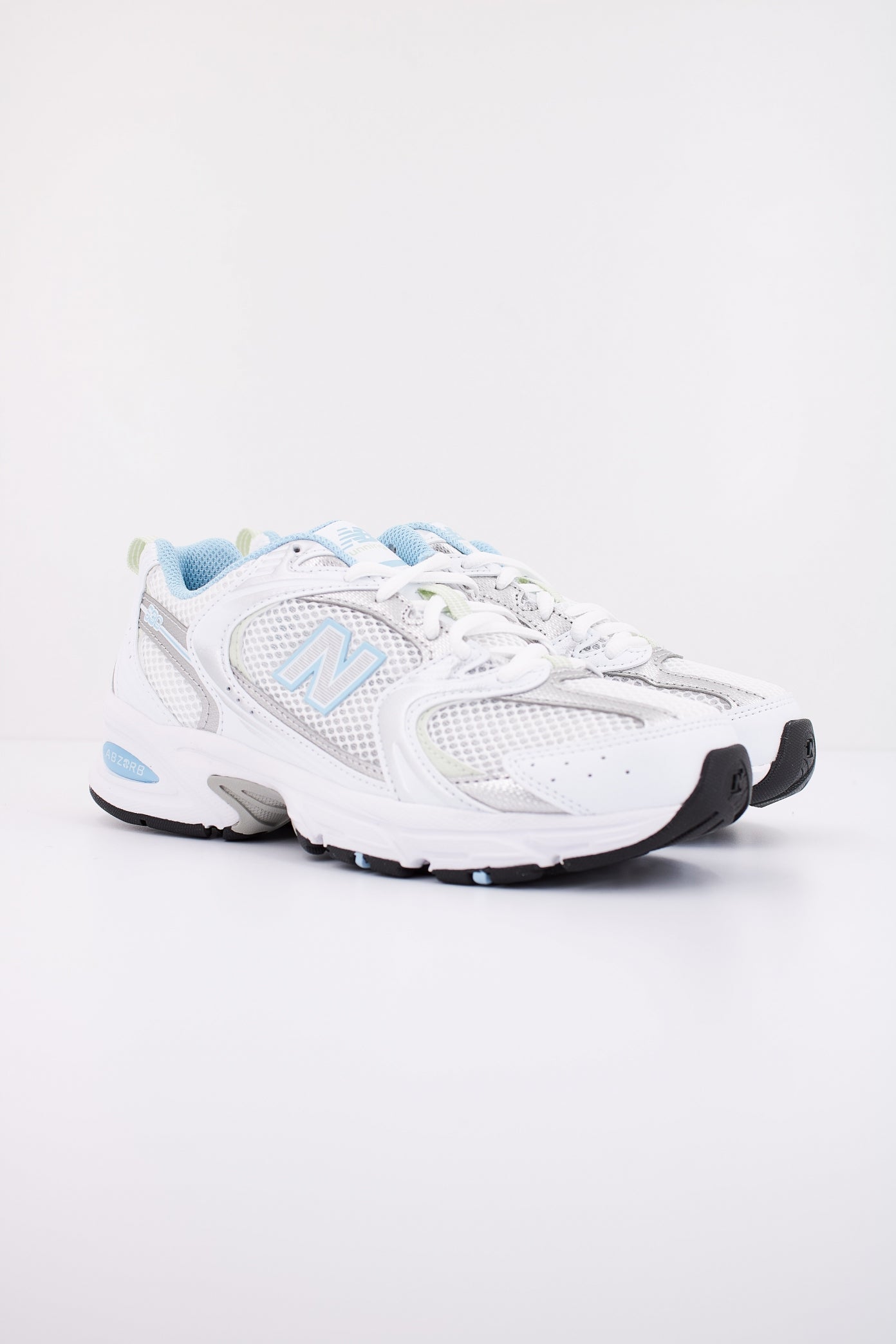 NEW BALANCE MR SGB en color BLANCO  (2)