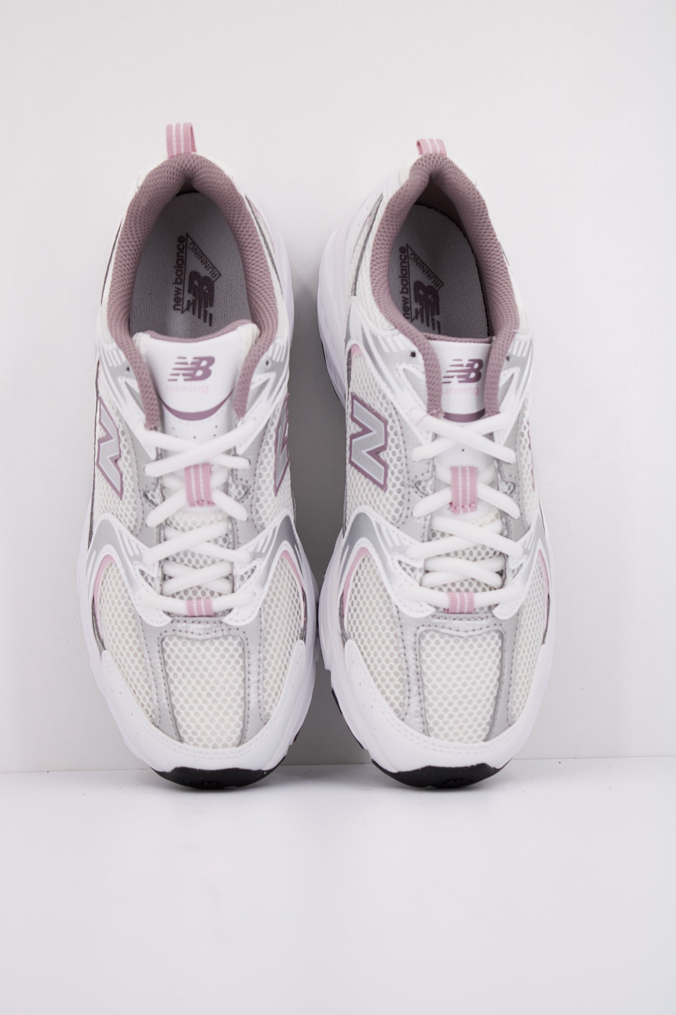 NEW BALANCE MR en color BLANCO  (3)