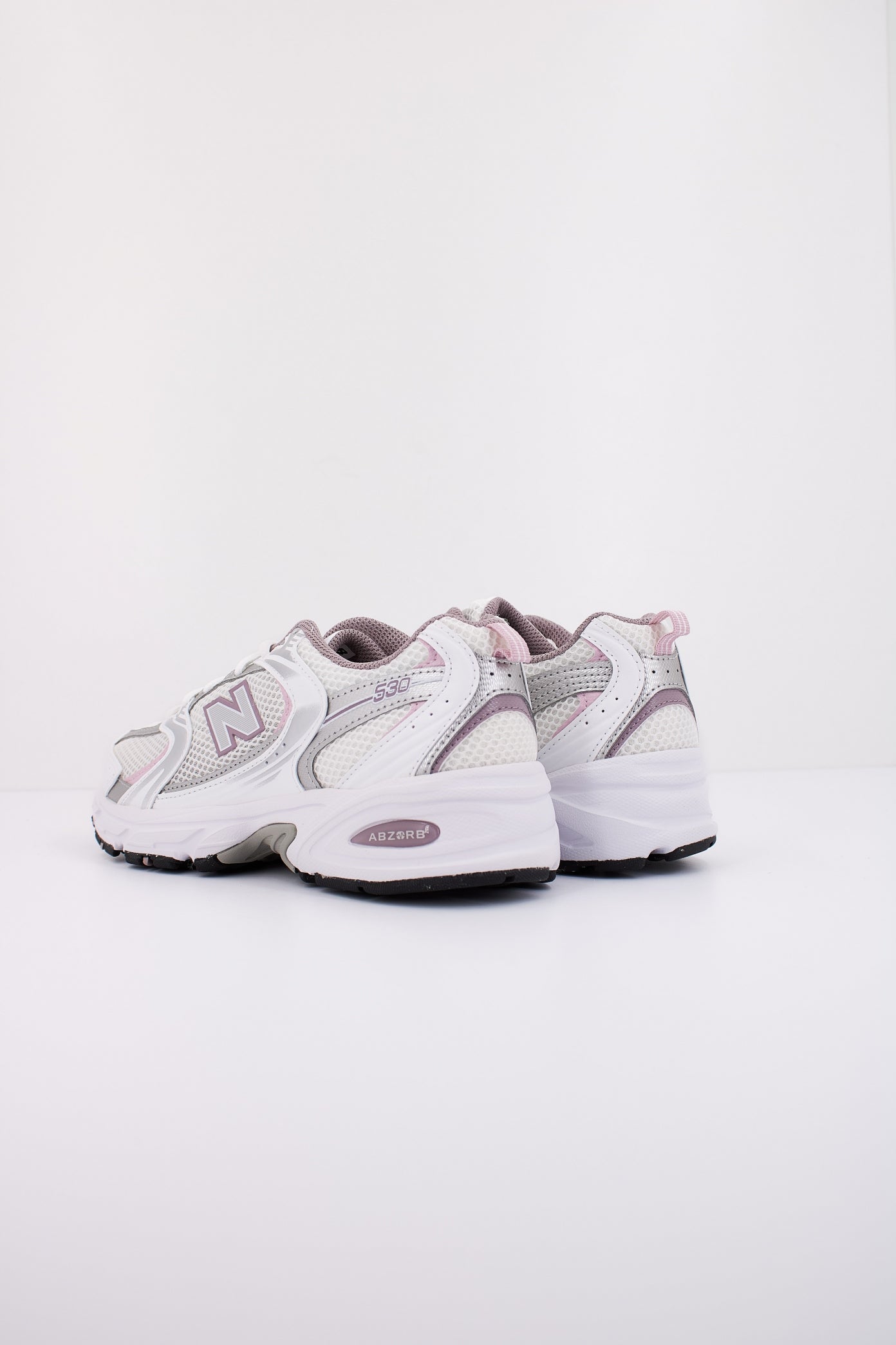 NEW BALANCE MR en color BLANCO  (4)