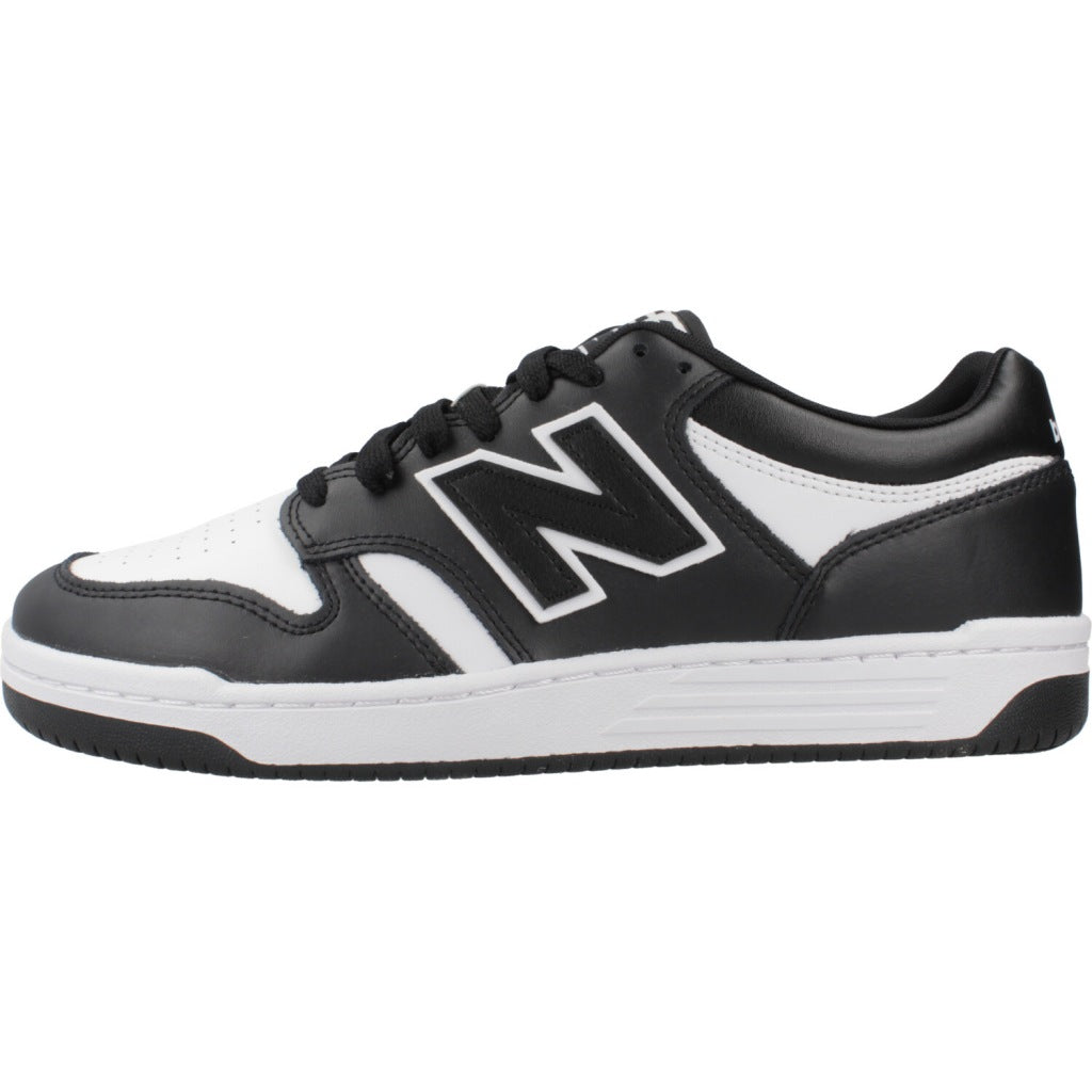 NEW BALANCE BB  en color NEGRO  (2)