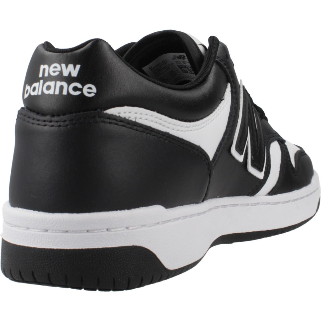 NEW BALANCE BB  en color NEGRO  (3)