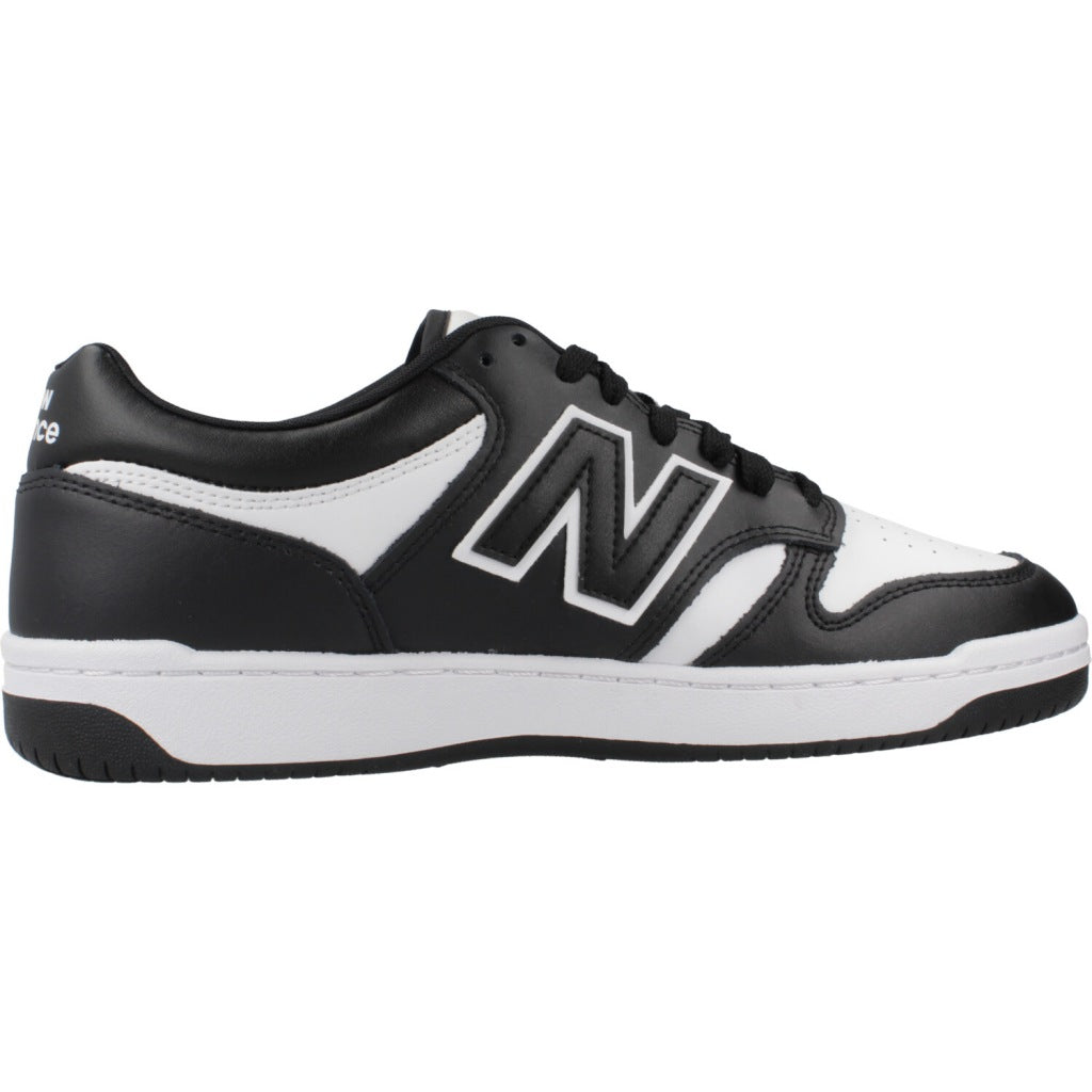 NEW BALANCE BB  en color NEGRO  (4)