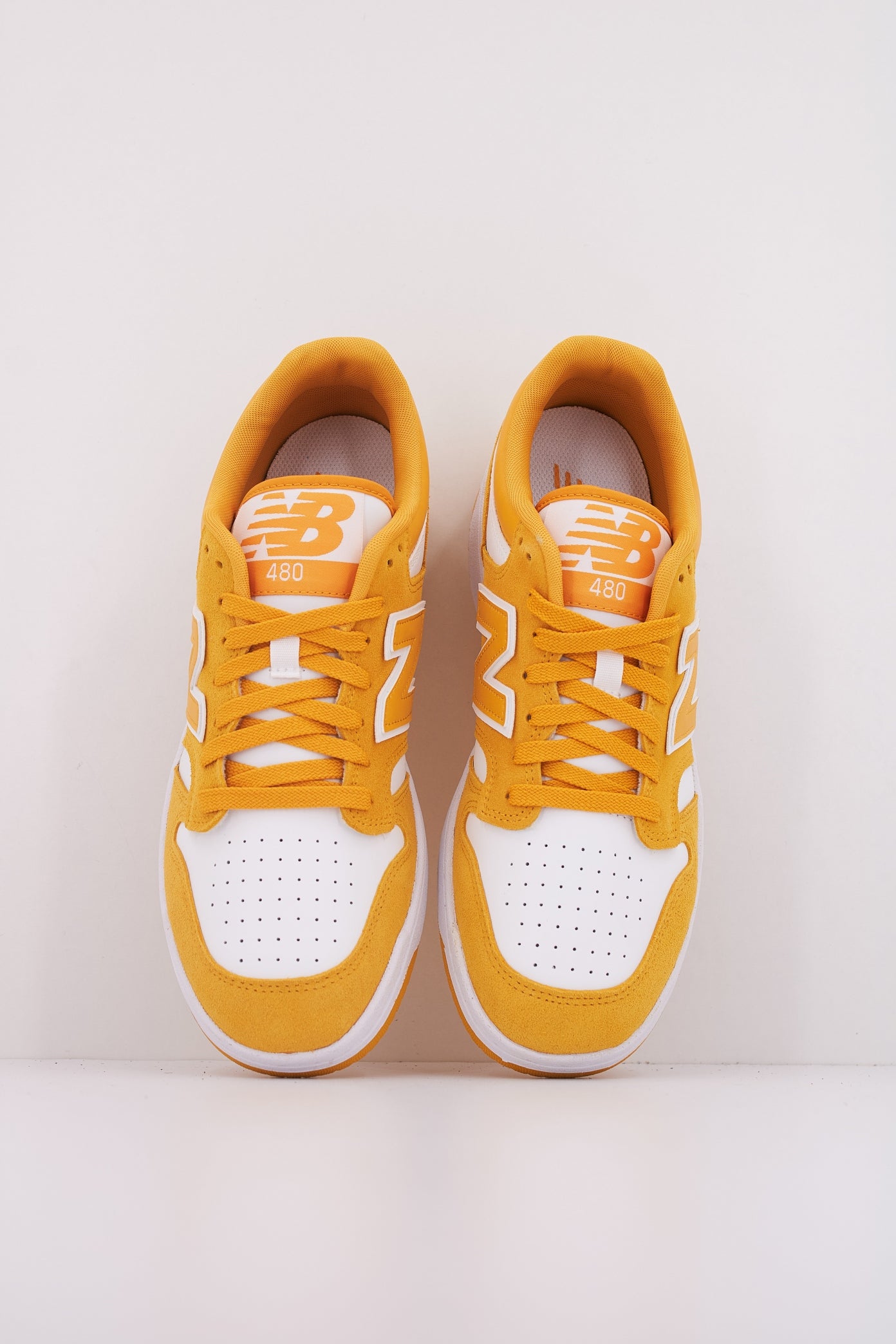 NEW BALANCE BB  en color AMARILLO  (3)