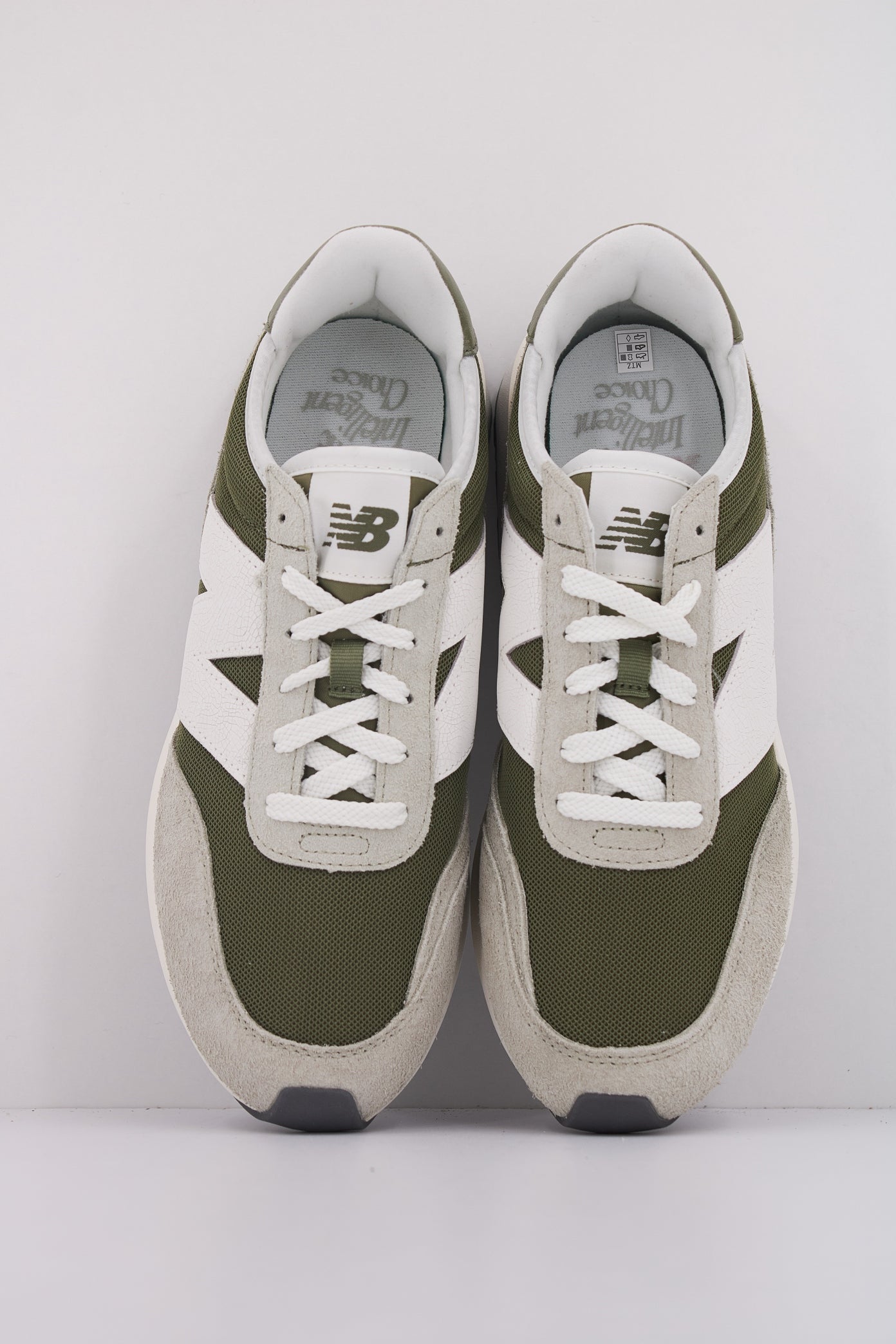 NEW BALANCE U AL en color VERDE  (3)