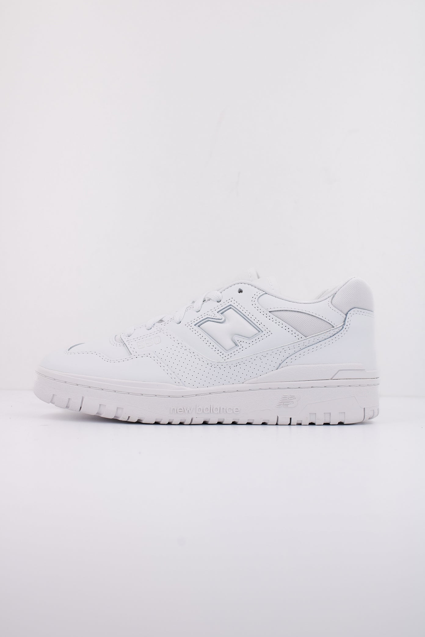 NEW BALANCE BB WWW en color BLANCO  (1)