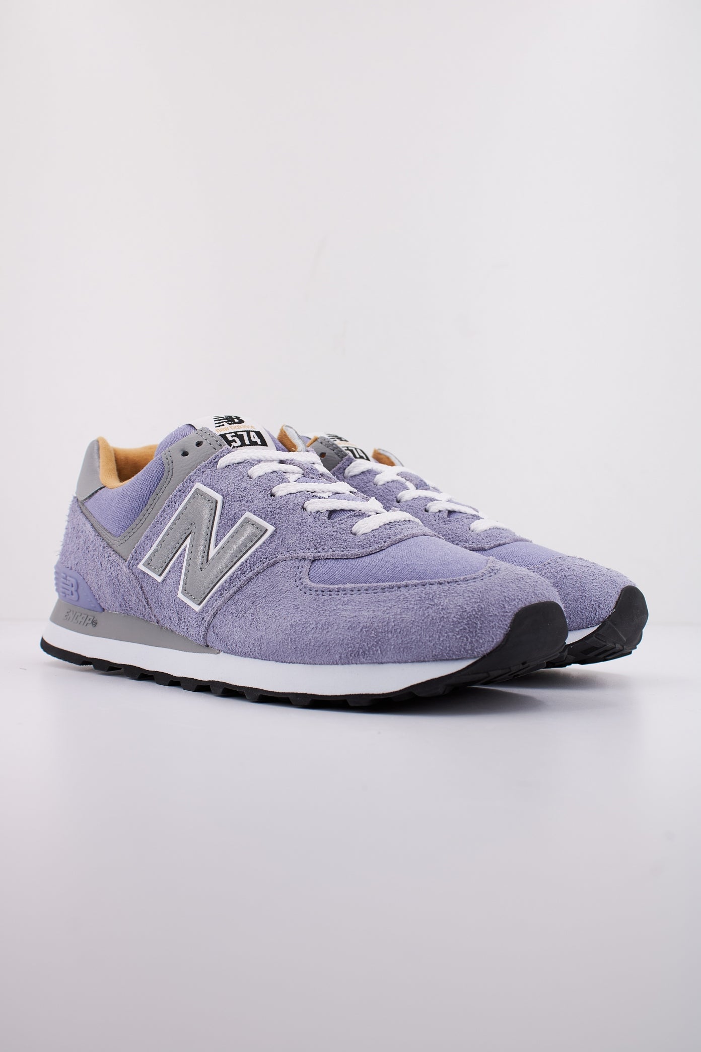 NEW BALANCE U BGG  en color VIOLETA  (2)