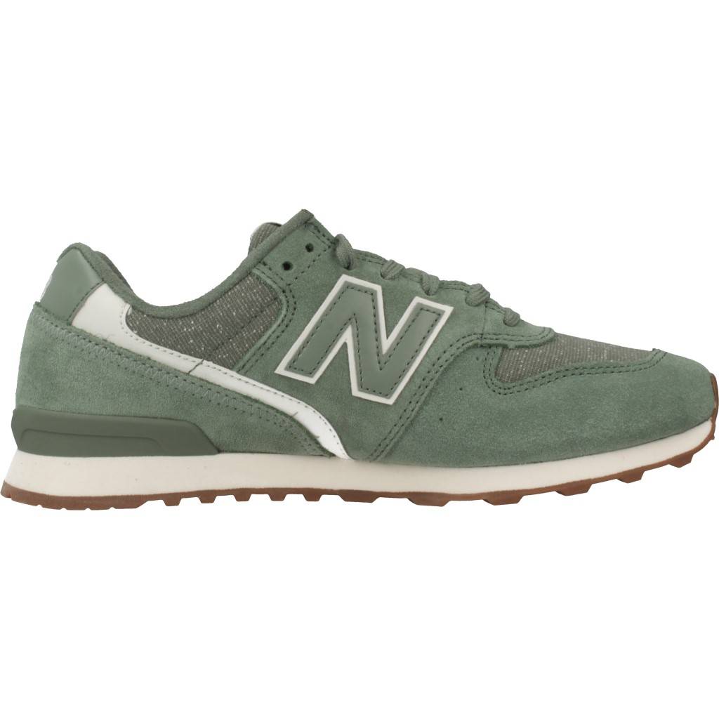 NEW BALANCE WR  en color VERDE  (4)