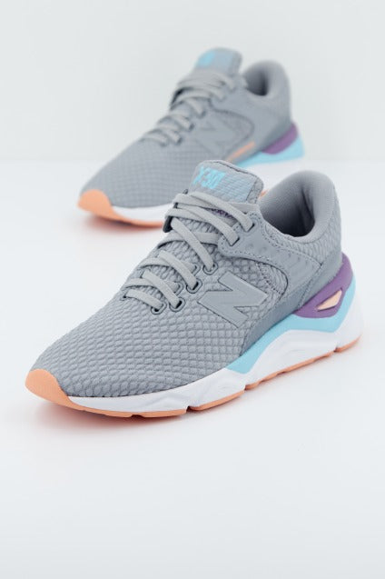 NEW BALANCE WSX CLF en color GRIS  (1)