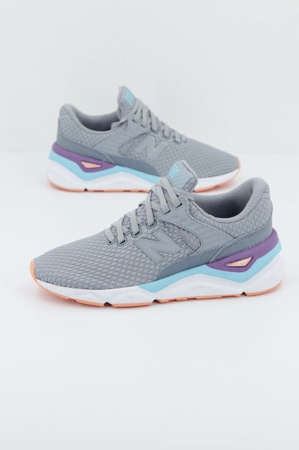 NEW BALANCE WSX CLF en color GRIS  (2)