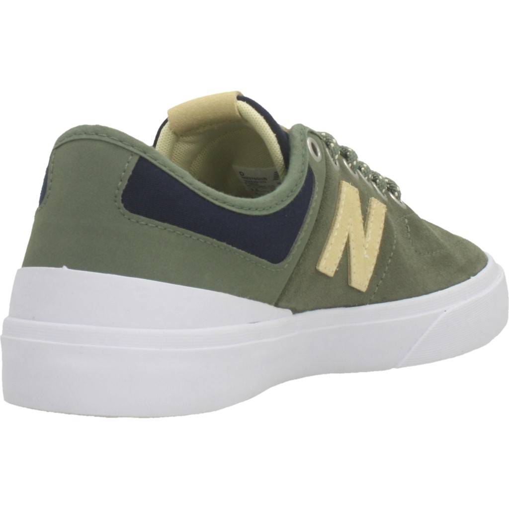 NEW BALANCE NM GNB en color VERDE  (5)