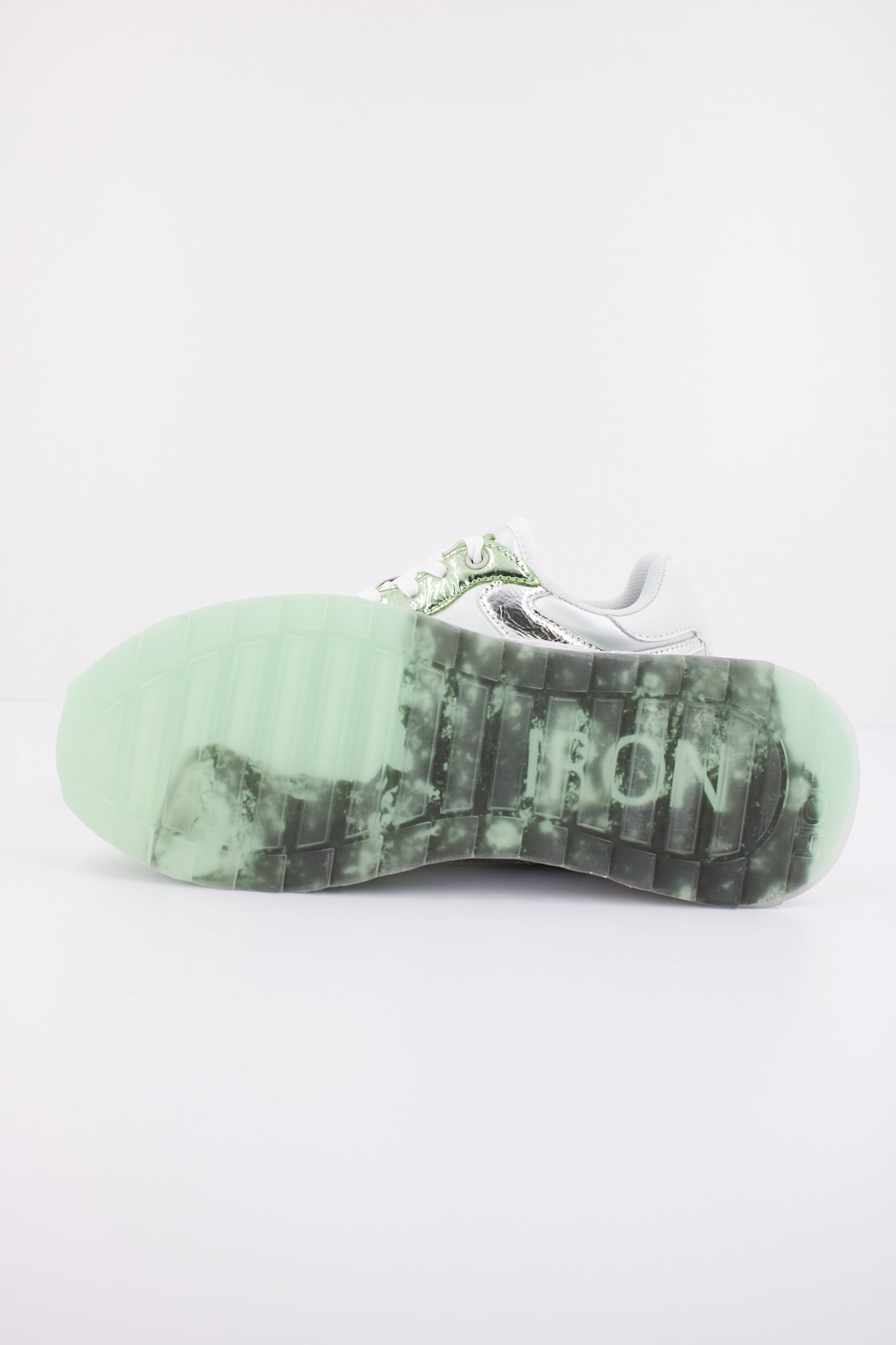 HOFF IRON  en color VERDE  (5)