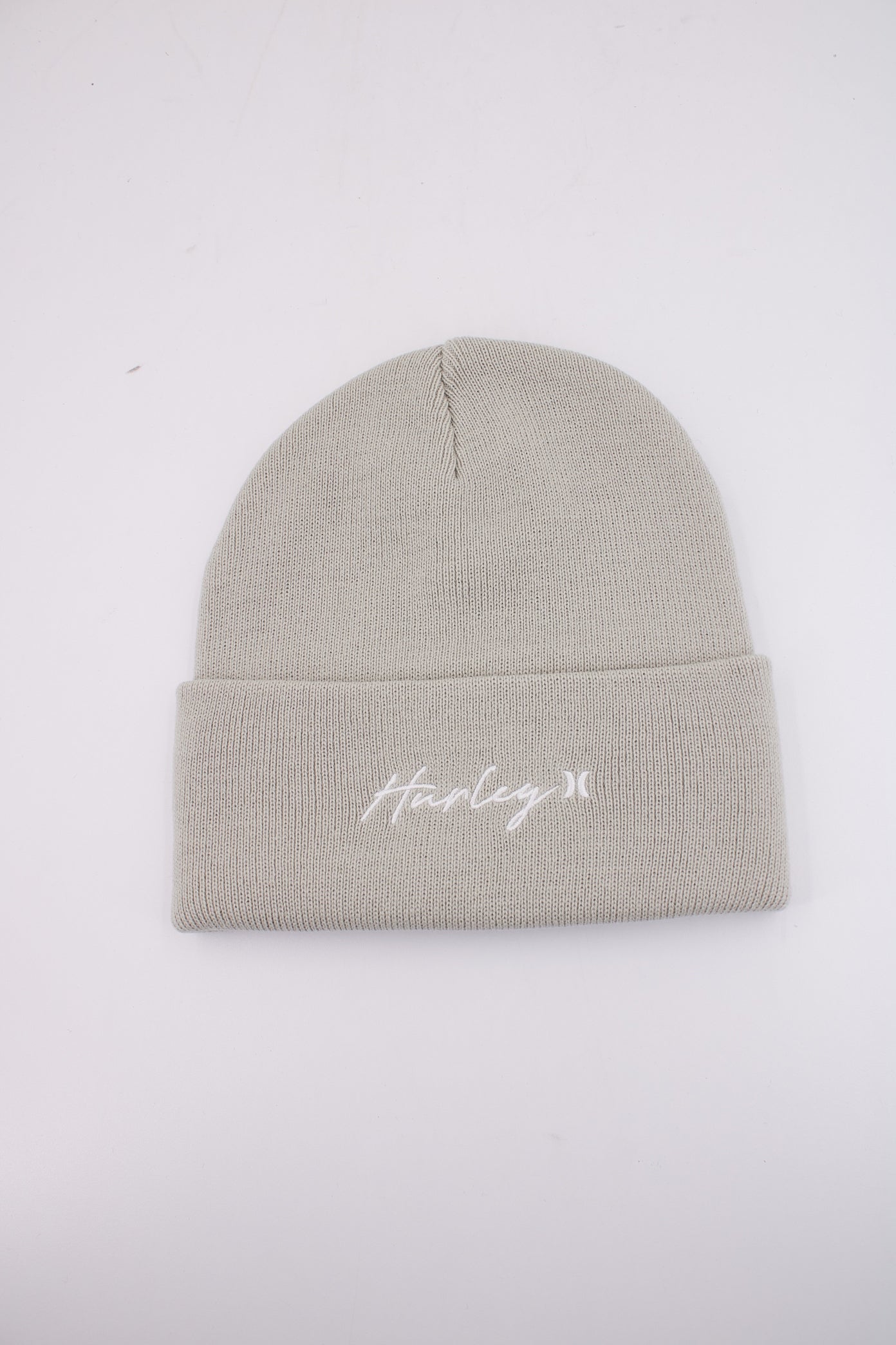 HURLEY  W SCRIPT CUFF . BEANIE en color VERDE  (1)