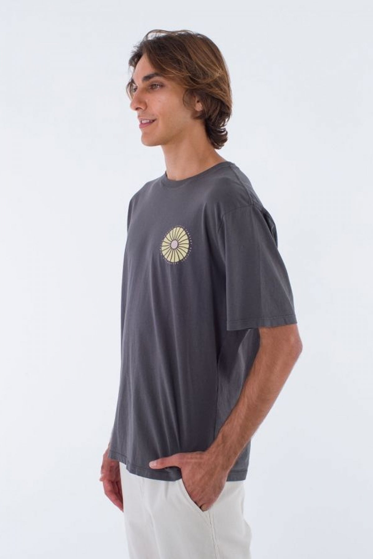 HURLEY EVD NATURALS SS TEE en color GRIS  (2)