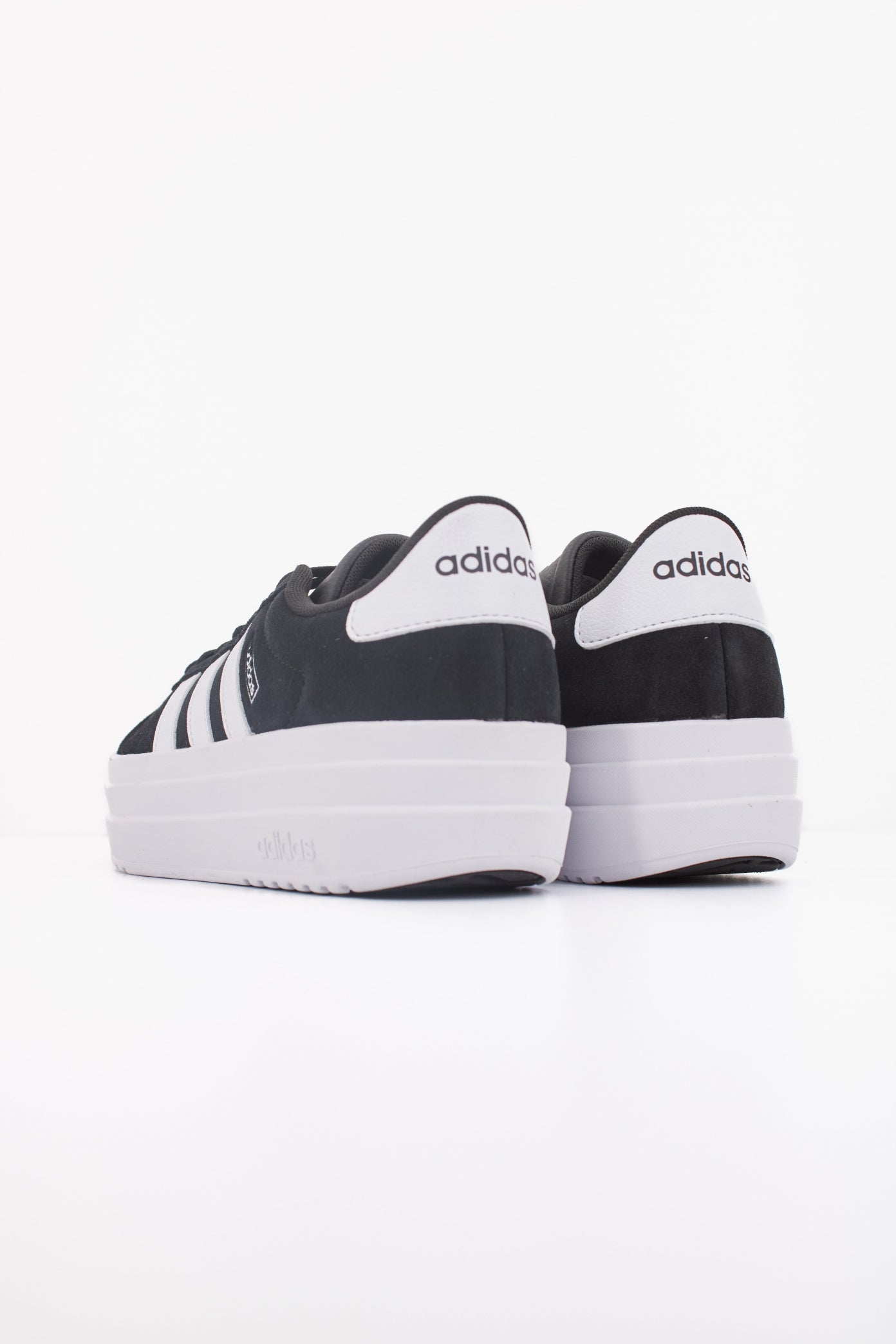 ADIDAS VL COURT BOLD en color NEGRO  (4)