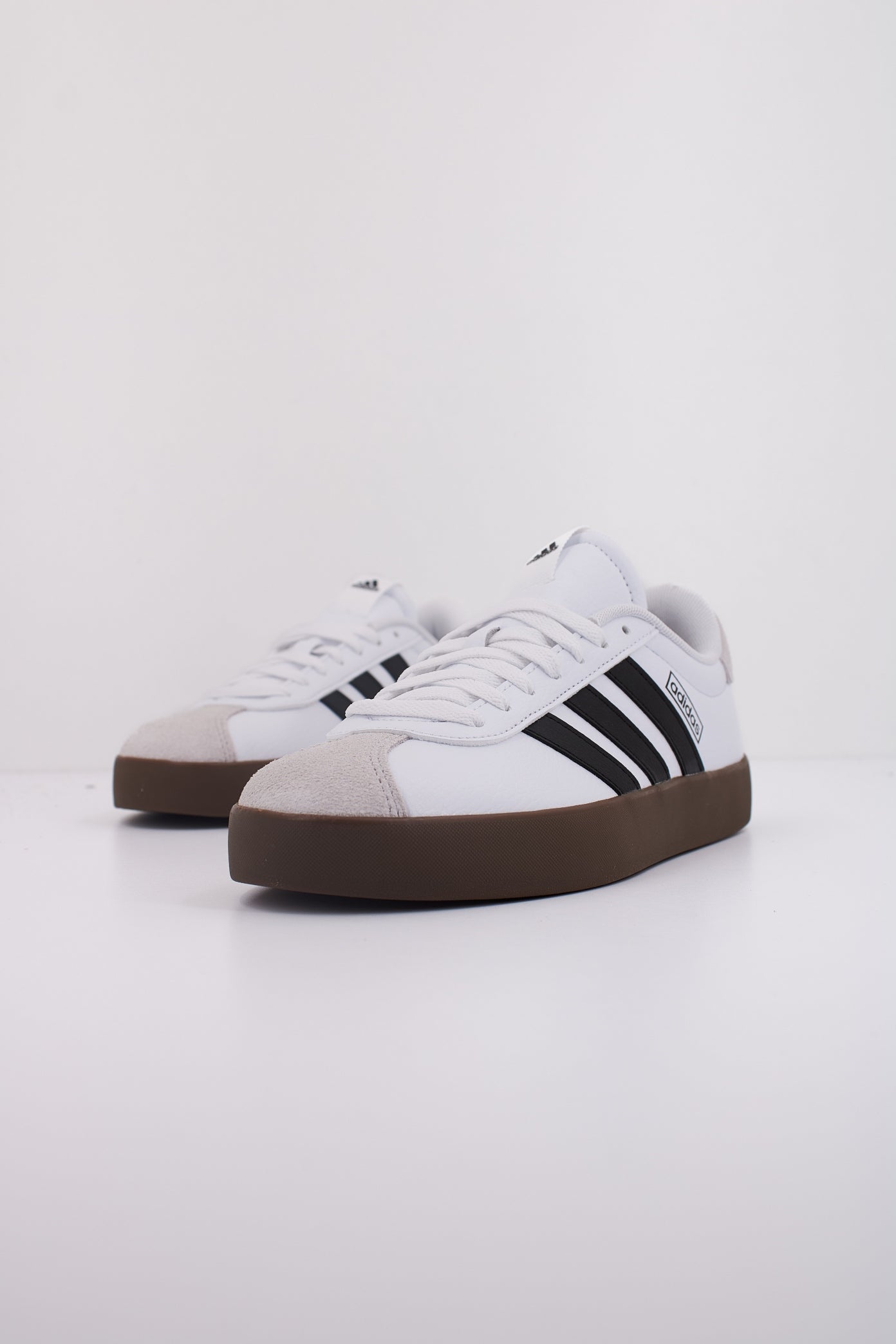 ADIDAS VL COURT . en color BLANCO  (2)