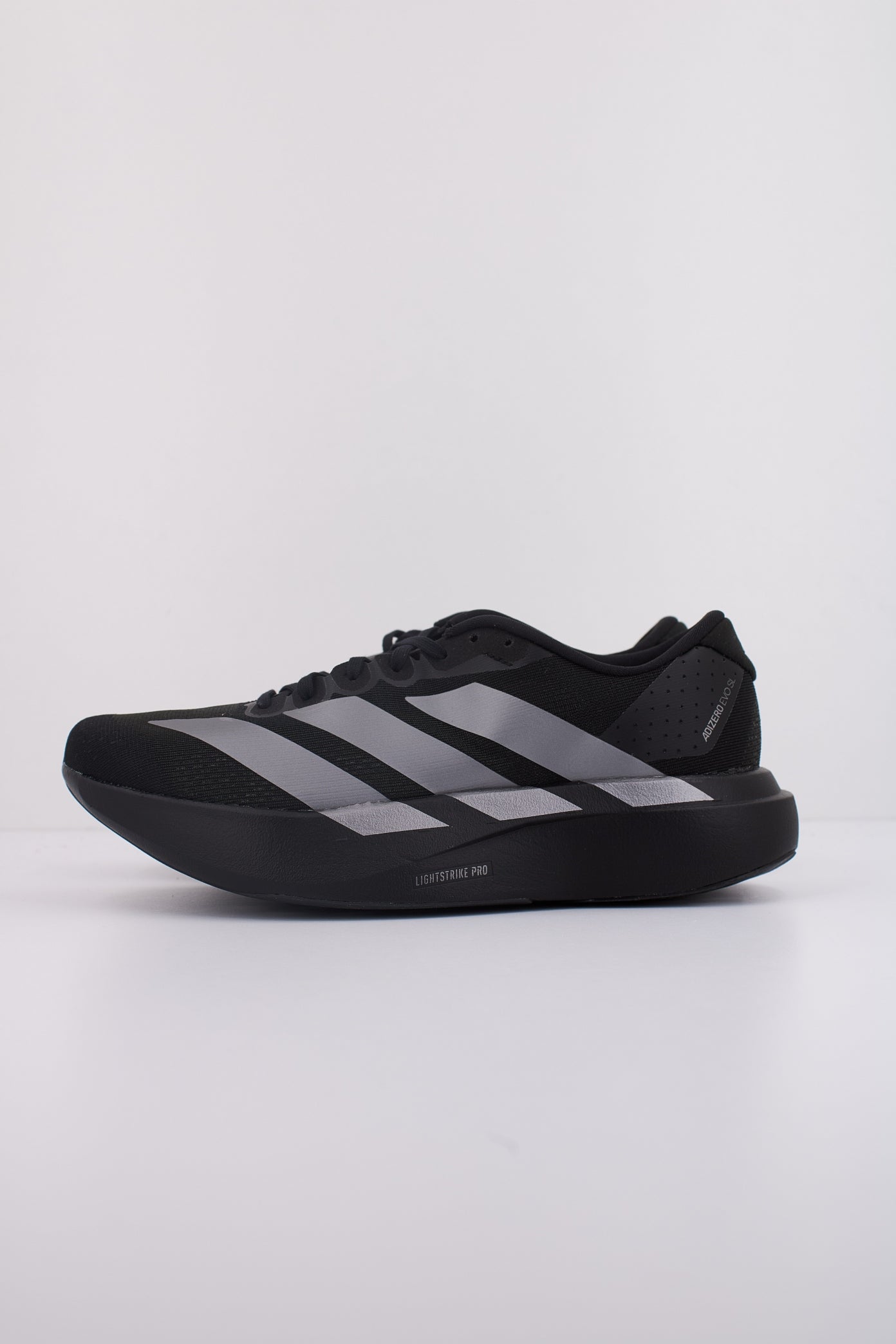 ADIDAS ADIZERO EVO SL W en color NEGRO  (1)