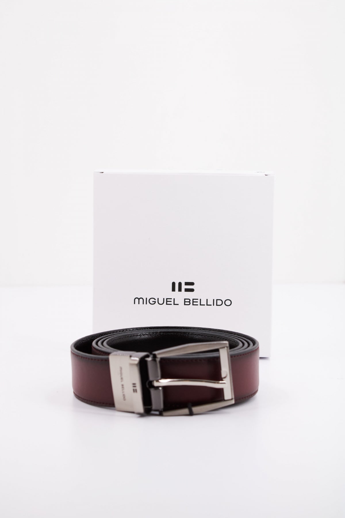 MIGUEL BELLIDO   REVERSIBLE  en color BURDEOS  (4)