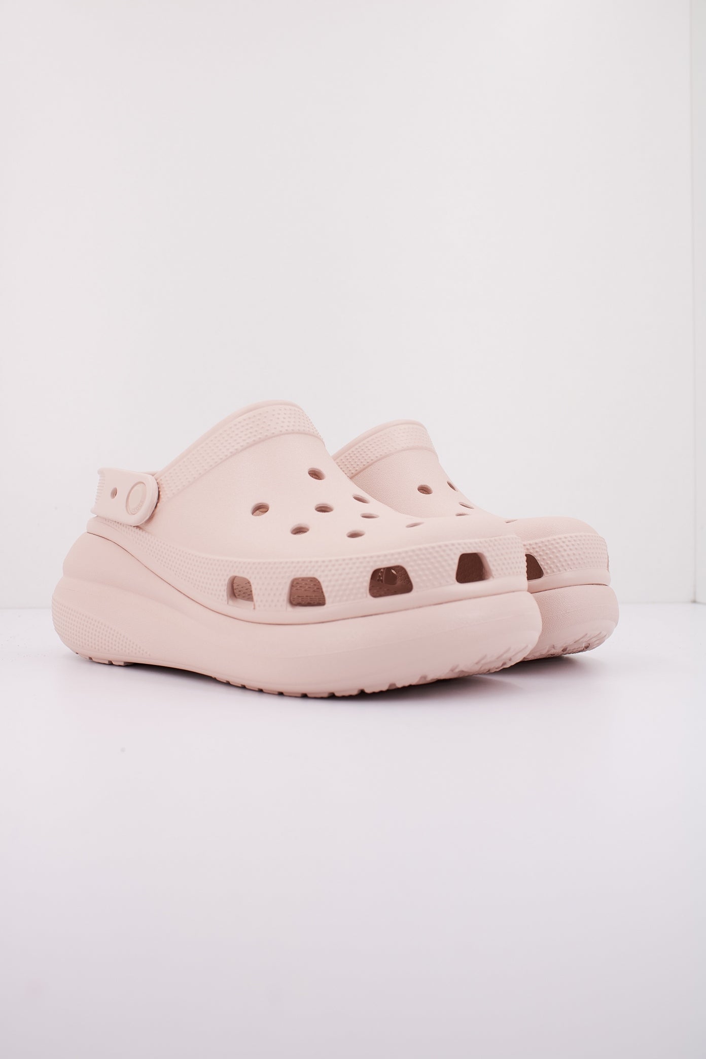 CROCS CRUSH CLOG en color NUDE  (2)