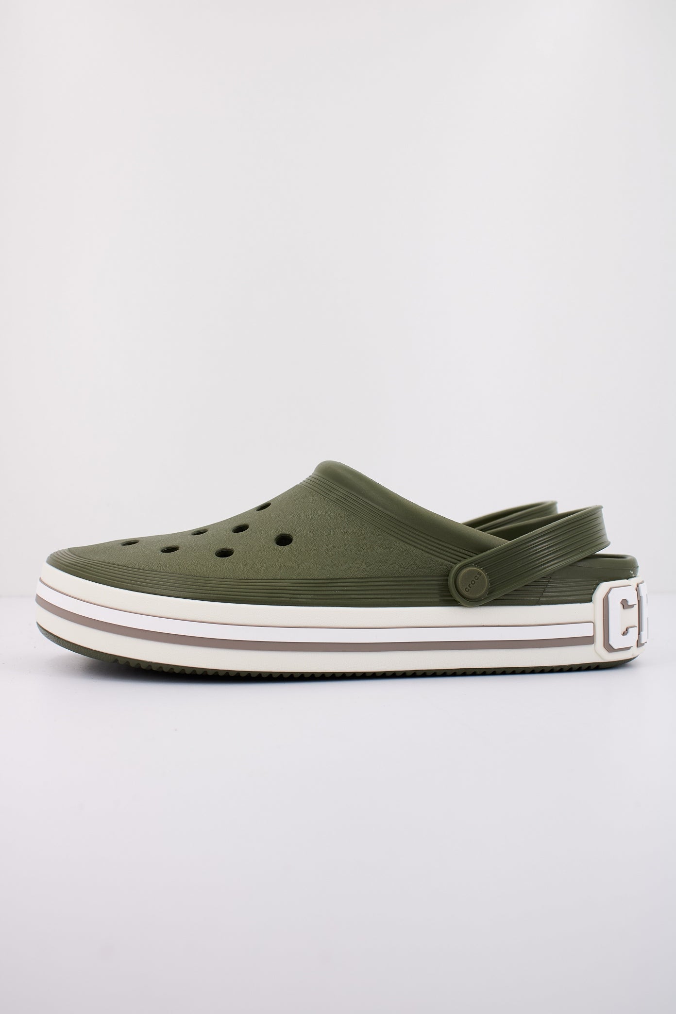 CROCS OFF COURT LOGO CLOG en color VERDE  (1)