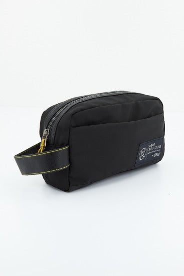 MUNICH M RECYCLED X WEAR TOILETRY en color NEGRO  (2)