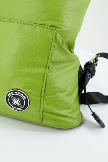 MUNICH M GLOSS BACKPACK en color VERDE  (4)