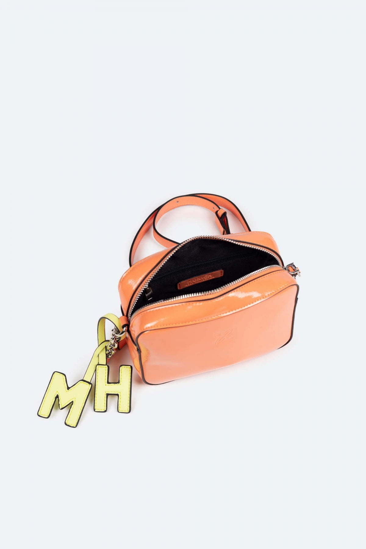 MUNICH CROSSBODY CAMERA MH en color NARANJA  (3)