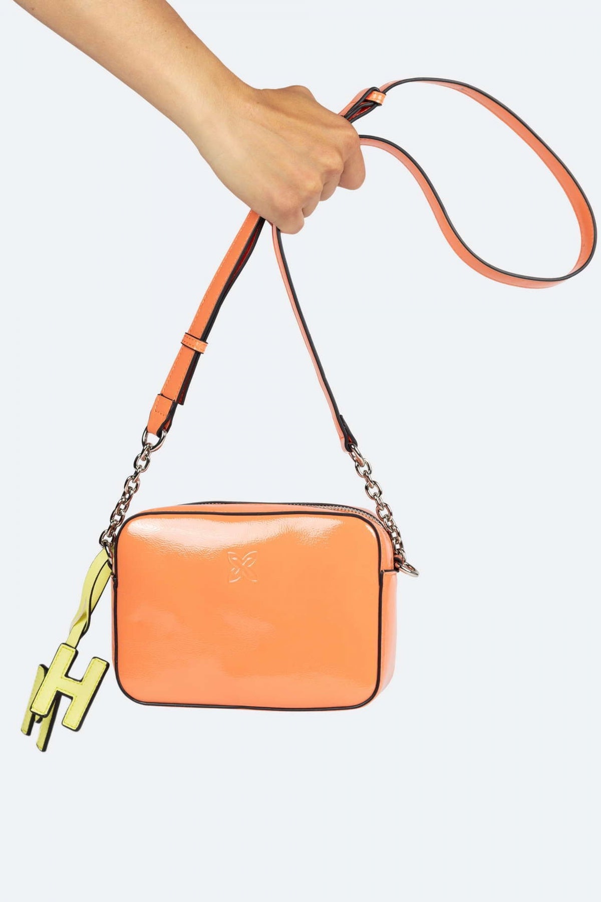 MUNICH CROSSBODY CAMERA MH en color NARANJA  (4)