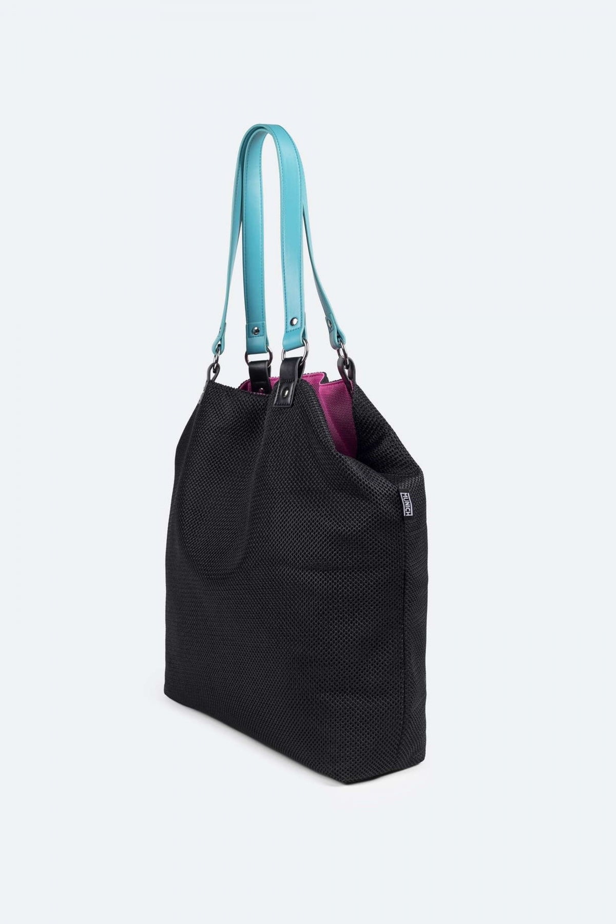 MUNICH GOGO SPIN REVERSIBLE TOTE en color NEGRO  (2)