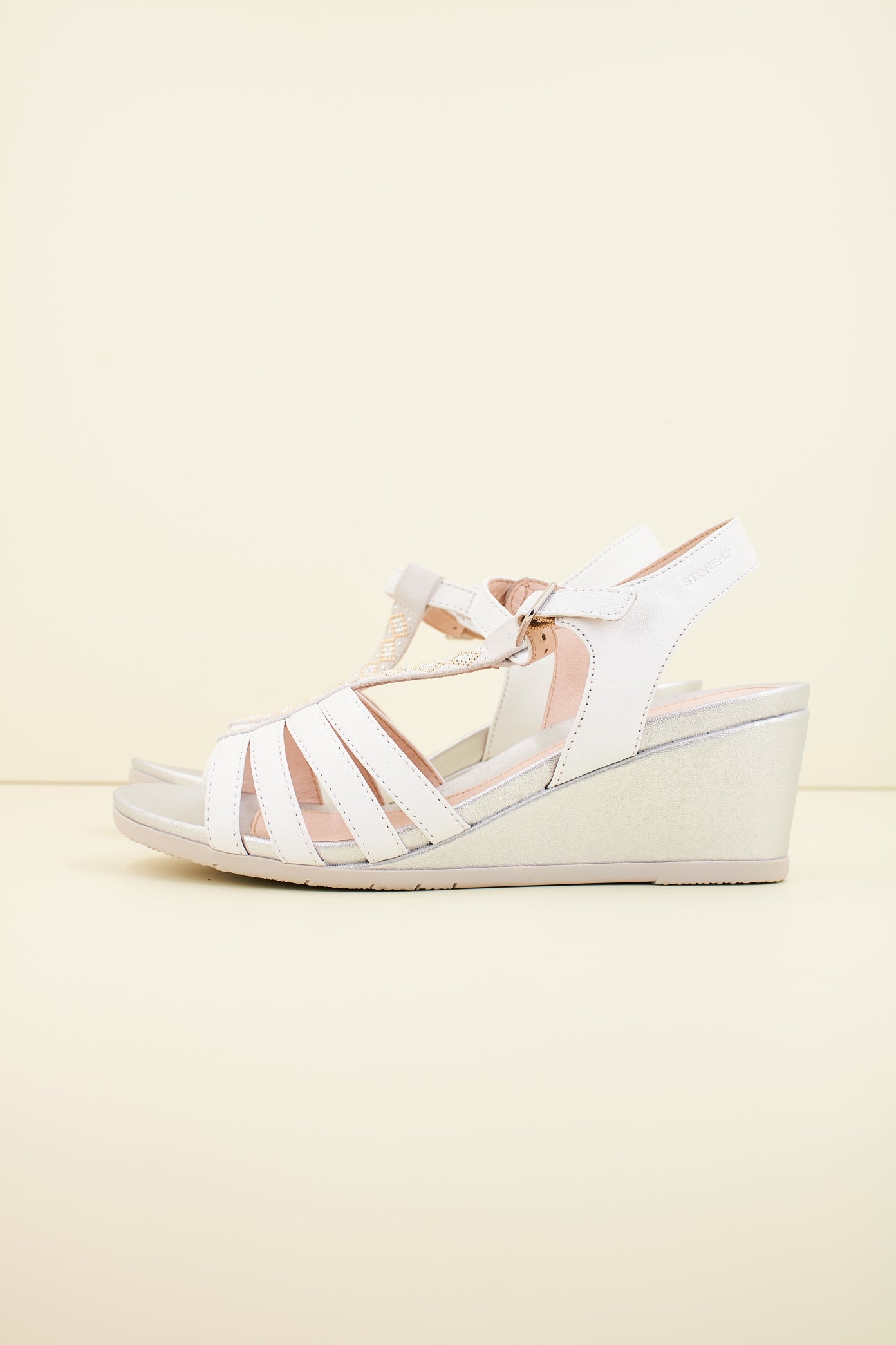 STONEFLY SWEET III  NAPPA en color BLANCO  (1)