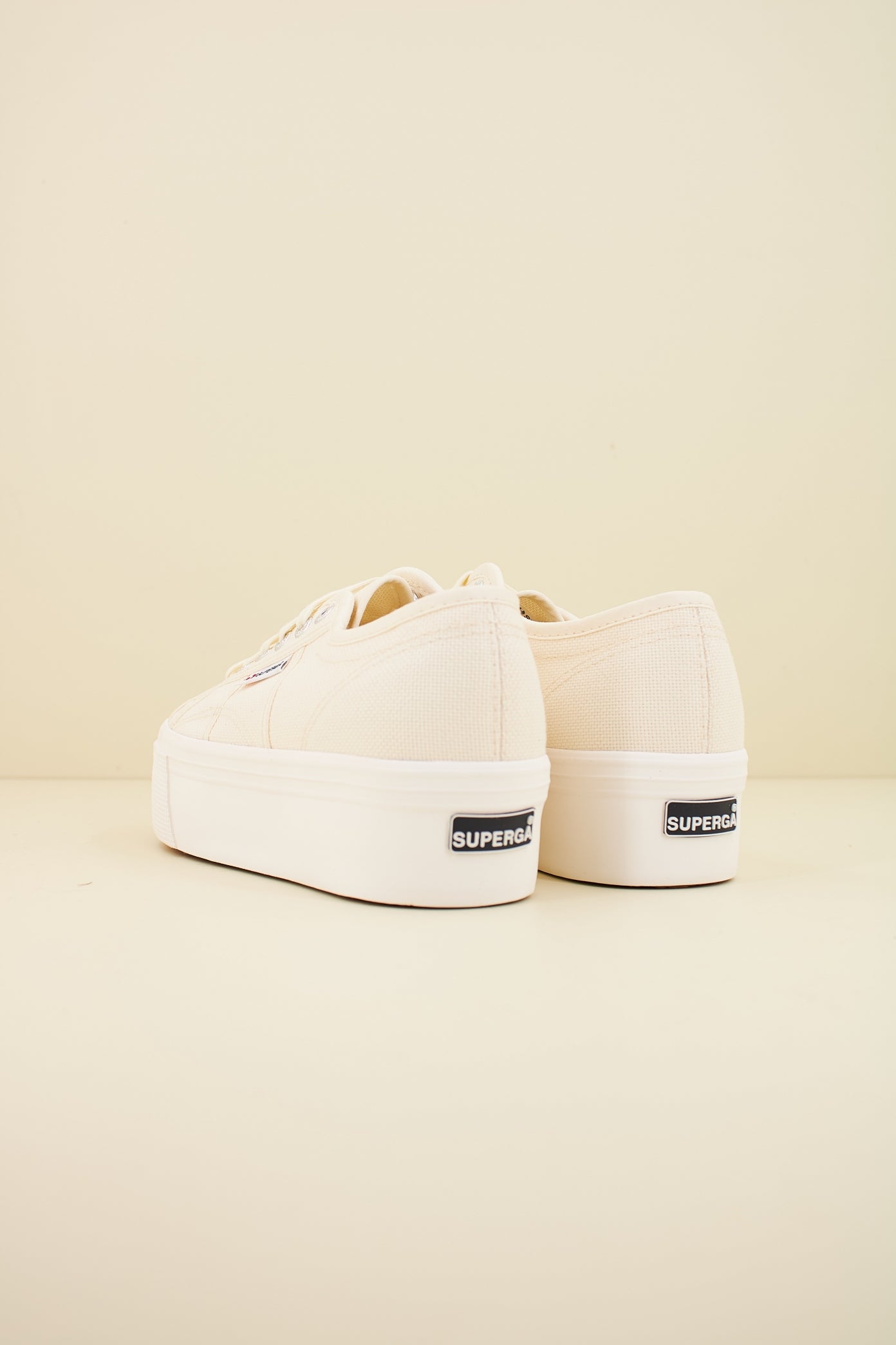 SUPERGA SLW  en color BEIS  (3)