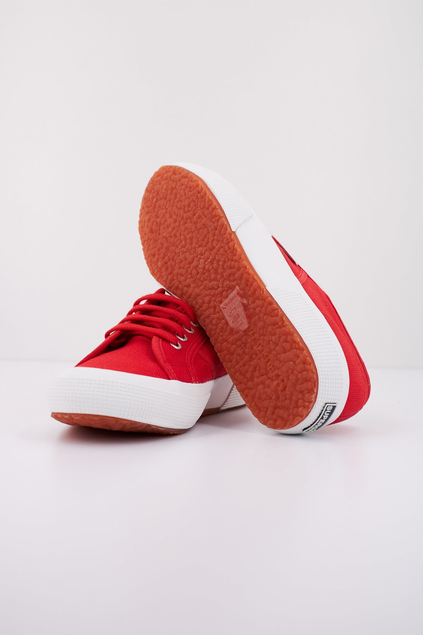 SUPERGA SC en color ROJO  (4)