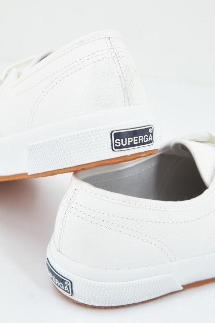 SUPERGA SVH  en color BLANCO  (3)