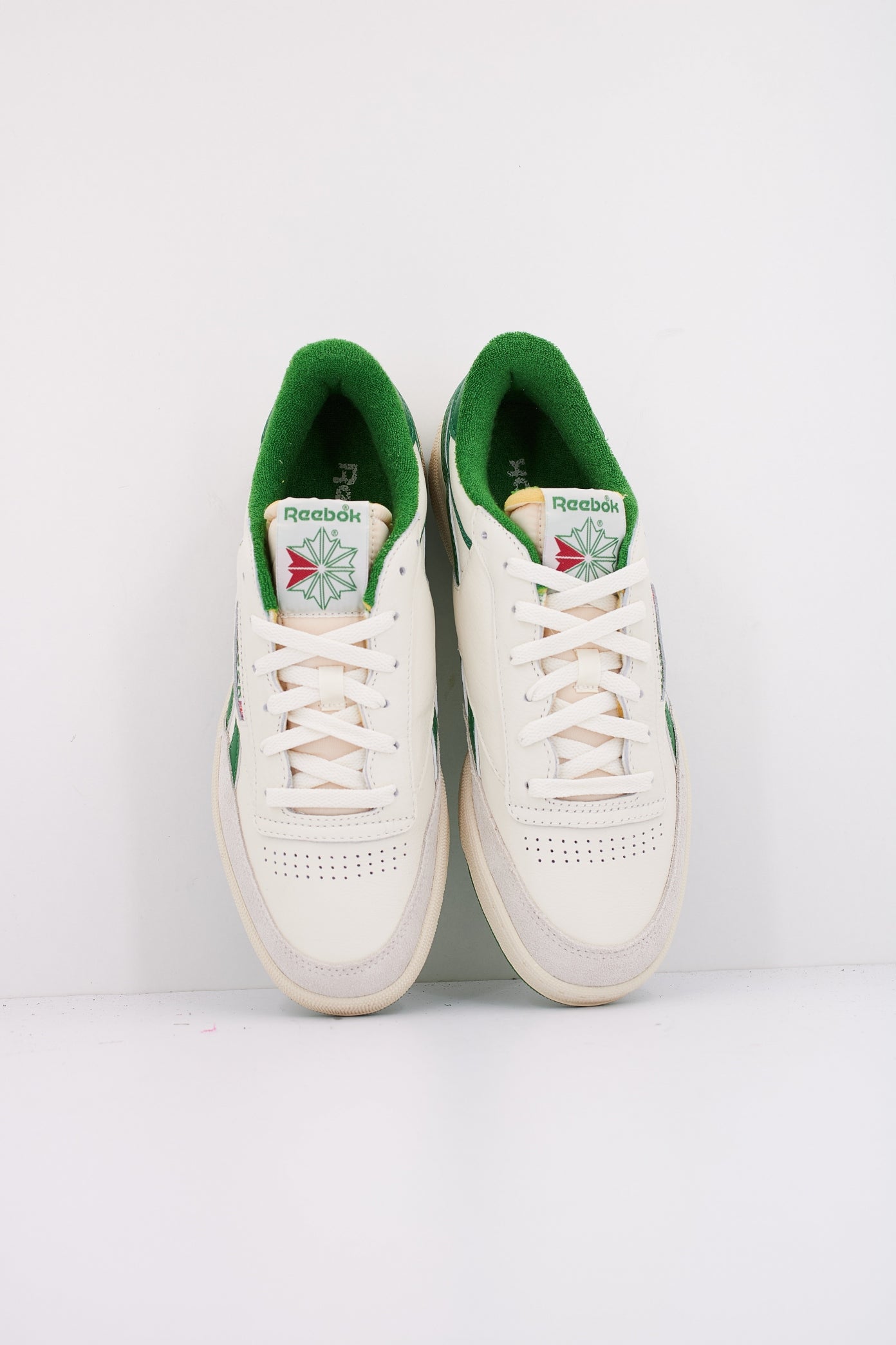 REEBOK CLUB C REVENGE VINTAGE en color BLANCO  (3)