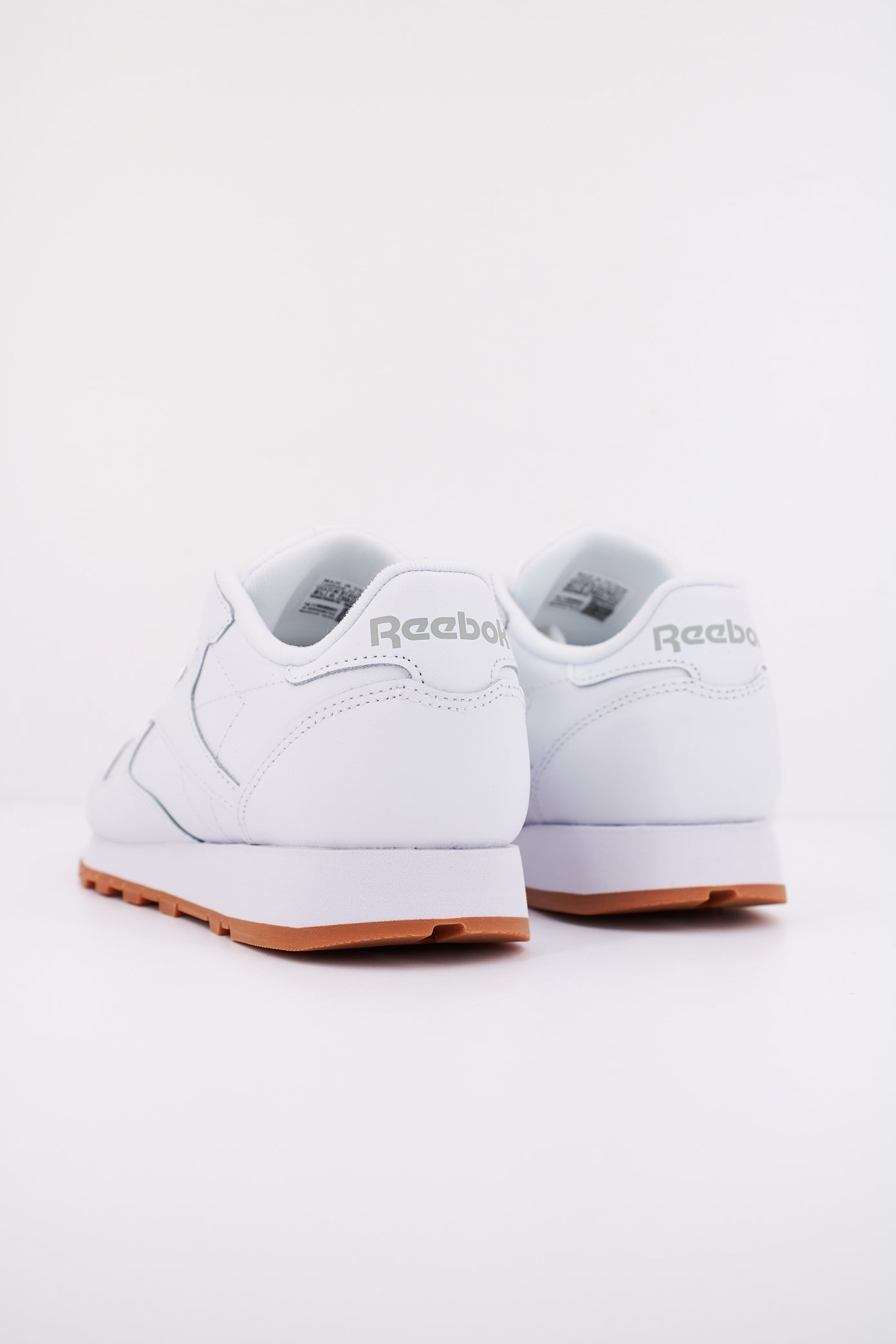 REEBOK CLASSIC LEATHER en color BLANCO  (4)