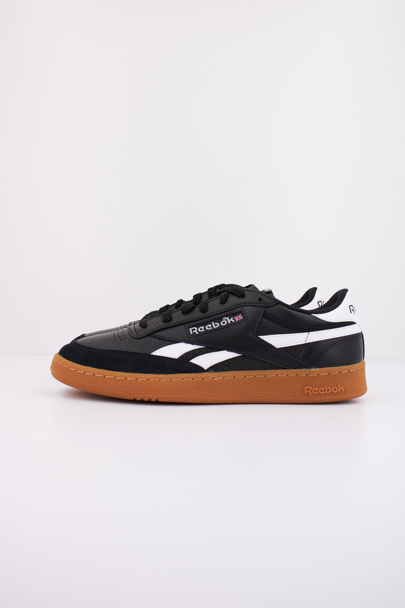 REEBOK CLUB C REVENGE VINTAGE en color NEGRO  (1)