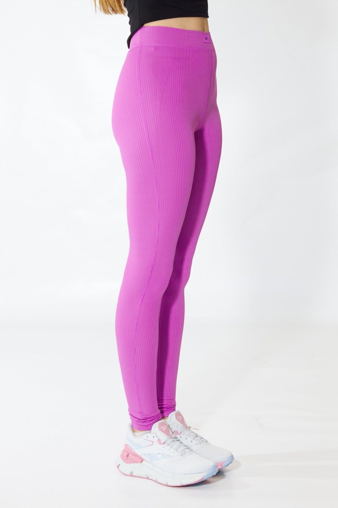 REEBOK RIB STIRRUP TIGHT en color ROSA  (2)