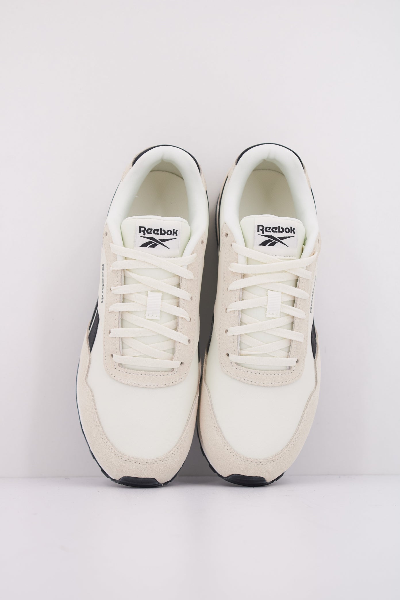 REEBOK GLIDE LOW en color BLANCO  (3)