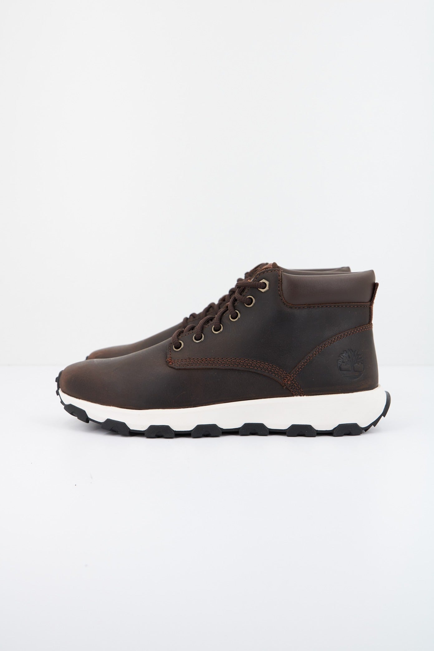 TIMBERLAND WINSOR PARK CHUKKA en color MARRON  (1)