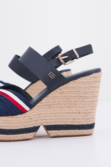 TOMMY HILFIGER ARTISANAL HIGH WEDGE en color AZUL  (4)