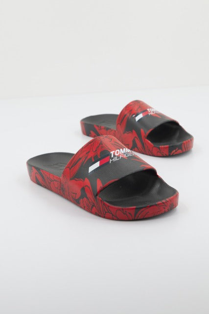 TOMMY HILFIGER TS POOLSLIDE FLORAL en color NEGRO  (3)