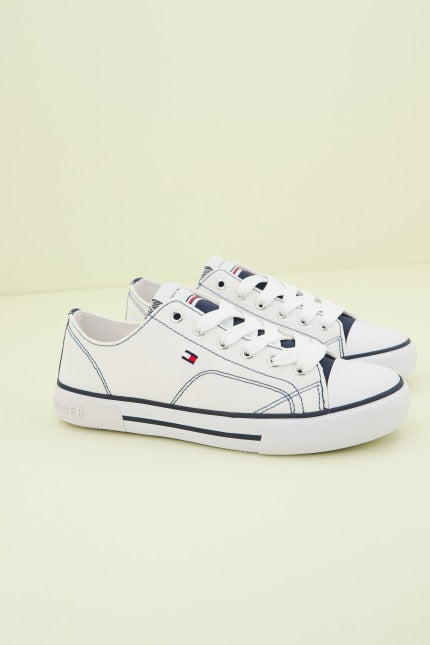 TOMMY HILFIGER  LACE UP en color BLANCO  (1)