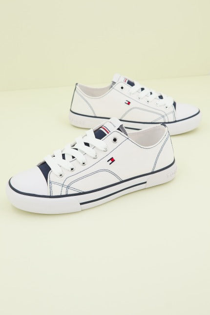 TOMMY HILFIGER  LACE UP en color BLANCO  (3)